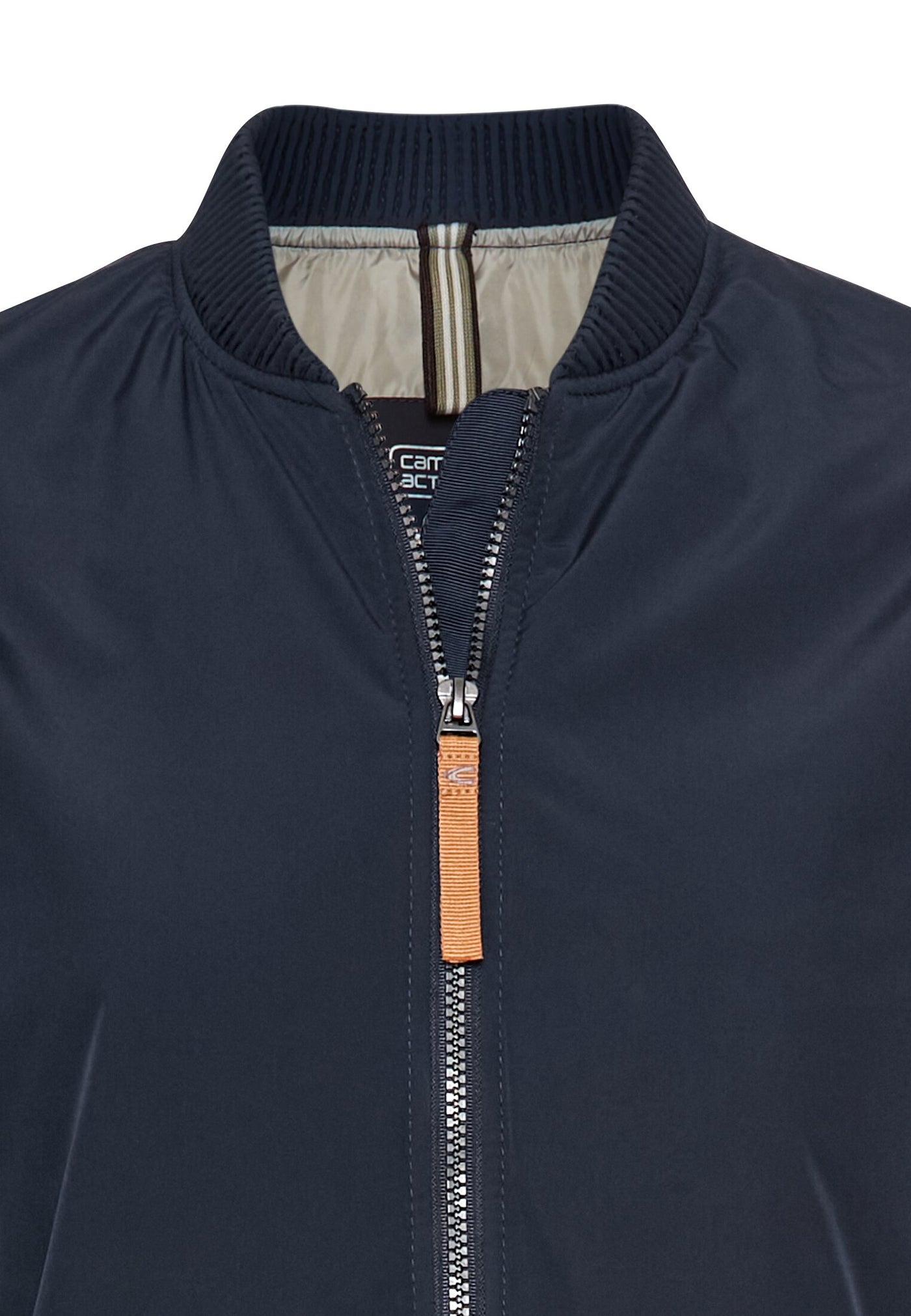 Mantel aus recyceltem Polyester