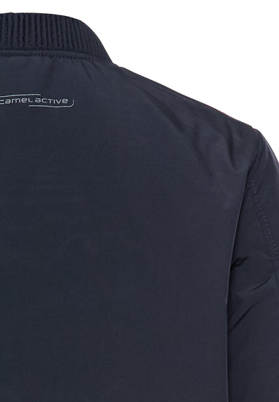 Mantel aus recyceltem Polyester