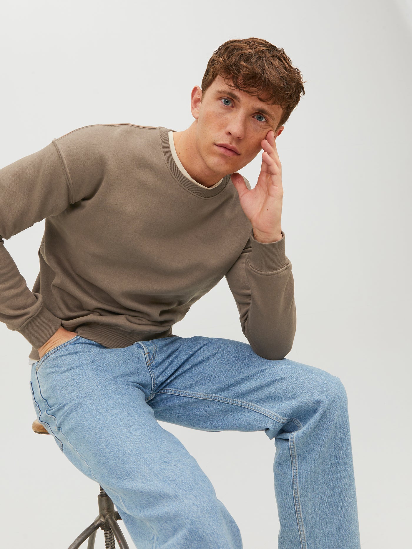 JJESTAR BASIC SWEAT CREW NECK NOOS