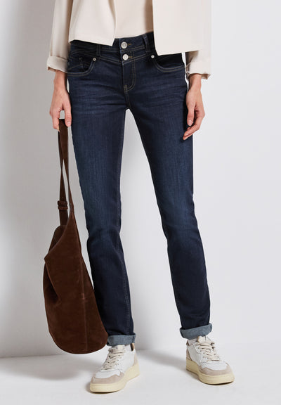 Casual Fit Jeans