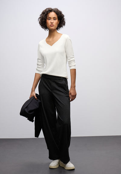 Shirt mit Herzausschnitt