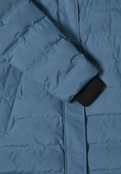 Mantel mit verklebten Nähten