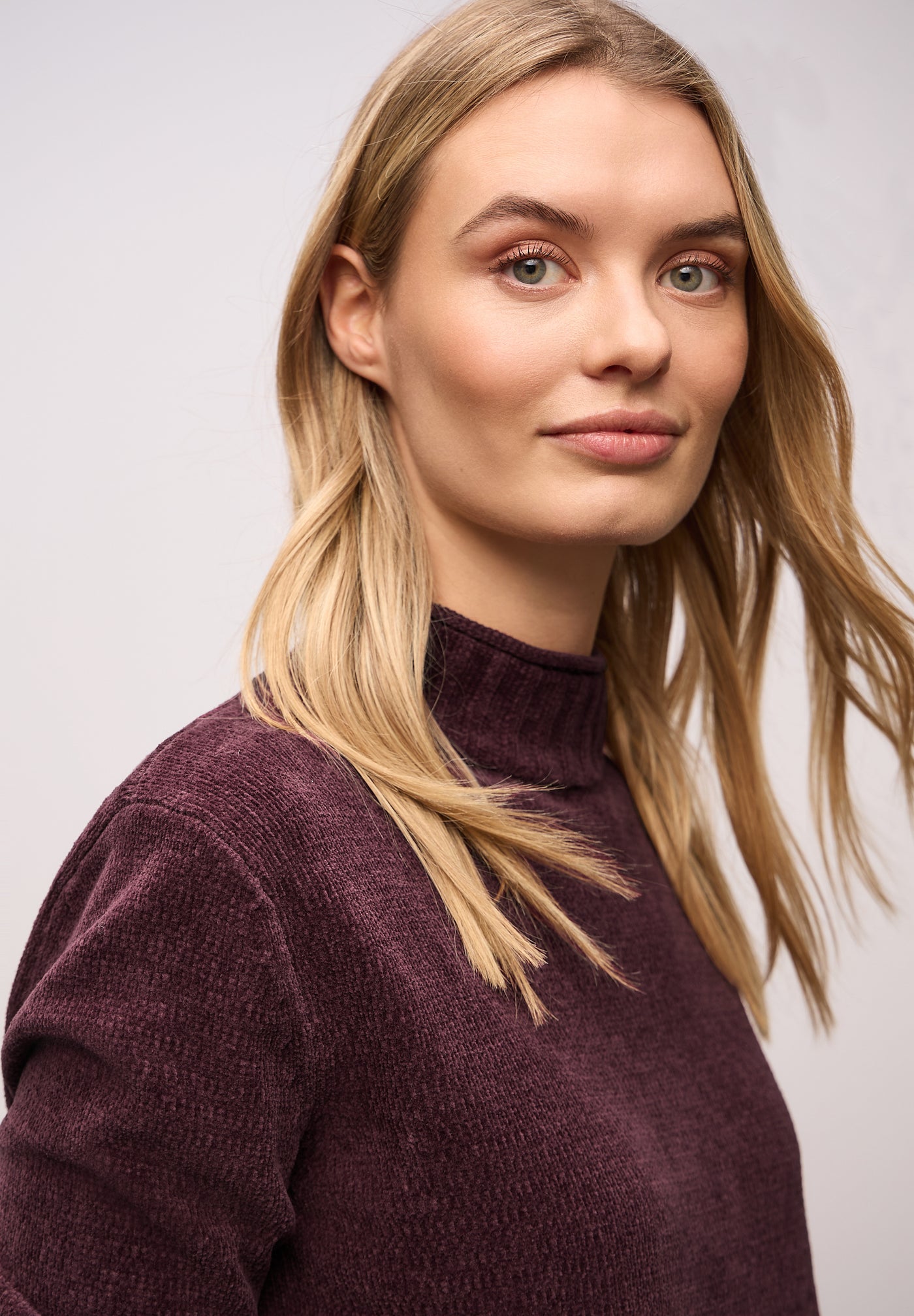 Softer Chenille Pullover
