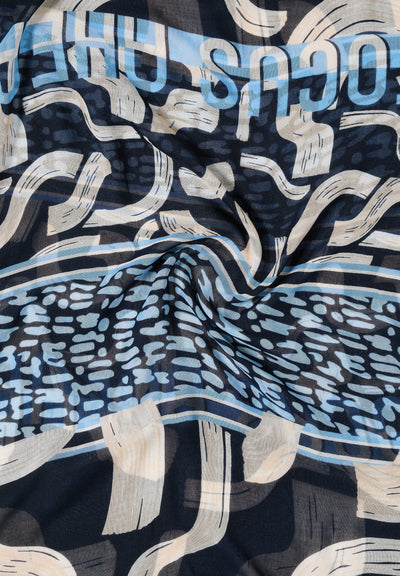 Gemusterter Loop-Schal