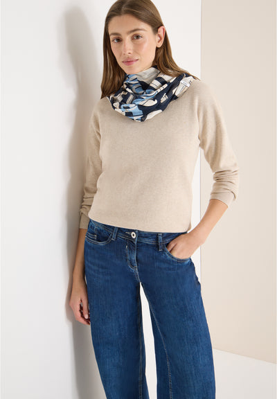 Gemusterter Loop-Schal